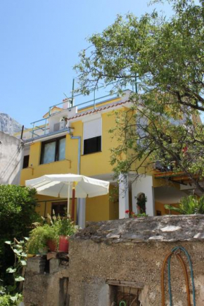Apartments with a parking space Baska Voda, Makarska - 6785